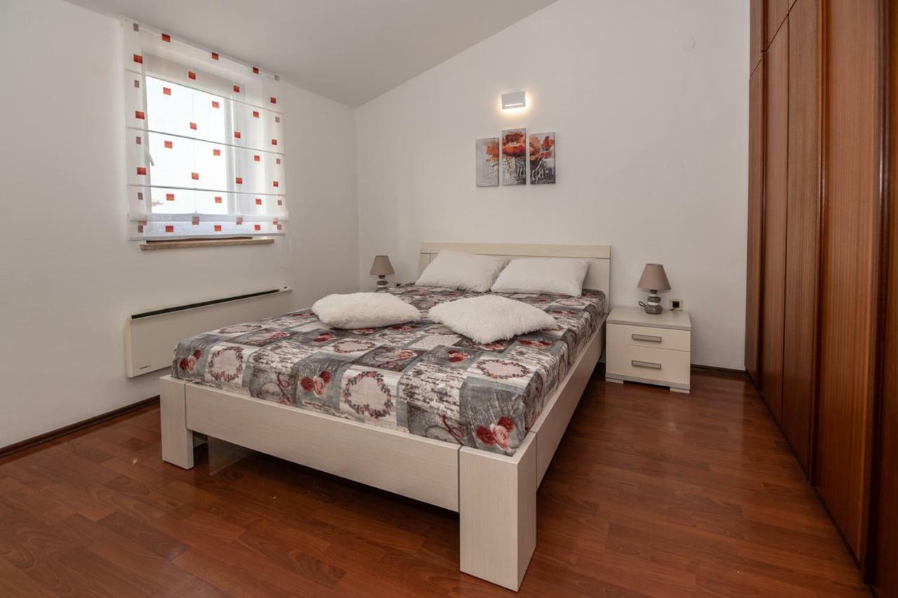 Cave Romane Apartment With Private Pool And Sea View Vinkuran Zewnętrze zdjęcie
