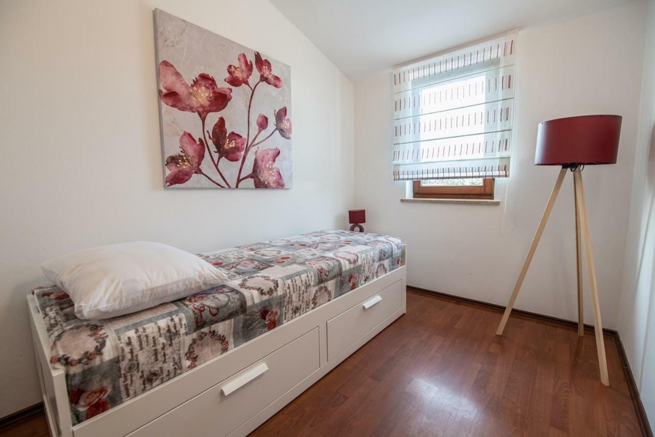 Cave Romane Apartment With Private Pool And Sea View Vinkuran Zewnętrze zdjęcie