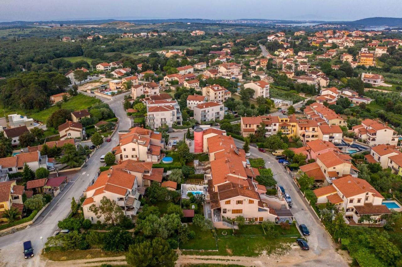 Cave Romane Apartment With Private Pool And Sea View Vinkuran Zewnętrze zdjęcie